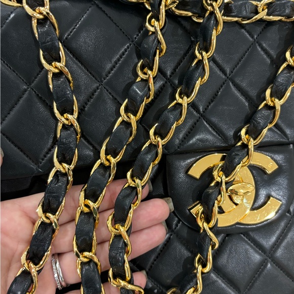 Authentic CHANEL MAXI JUMBO lambskin vintage 24k gold plated crossbody - Picture 16 of 16